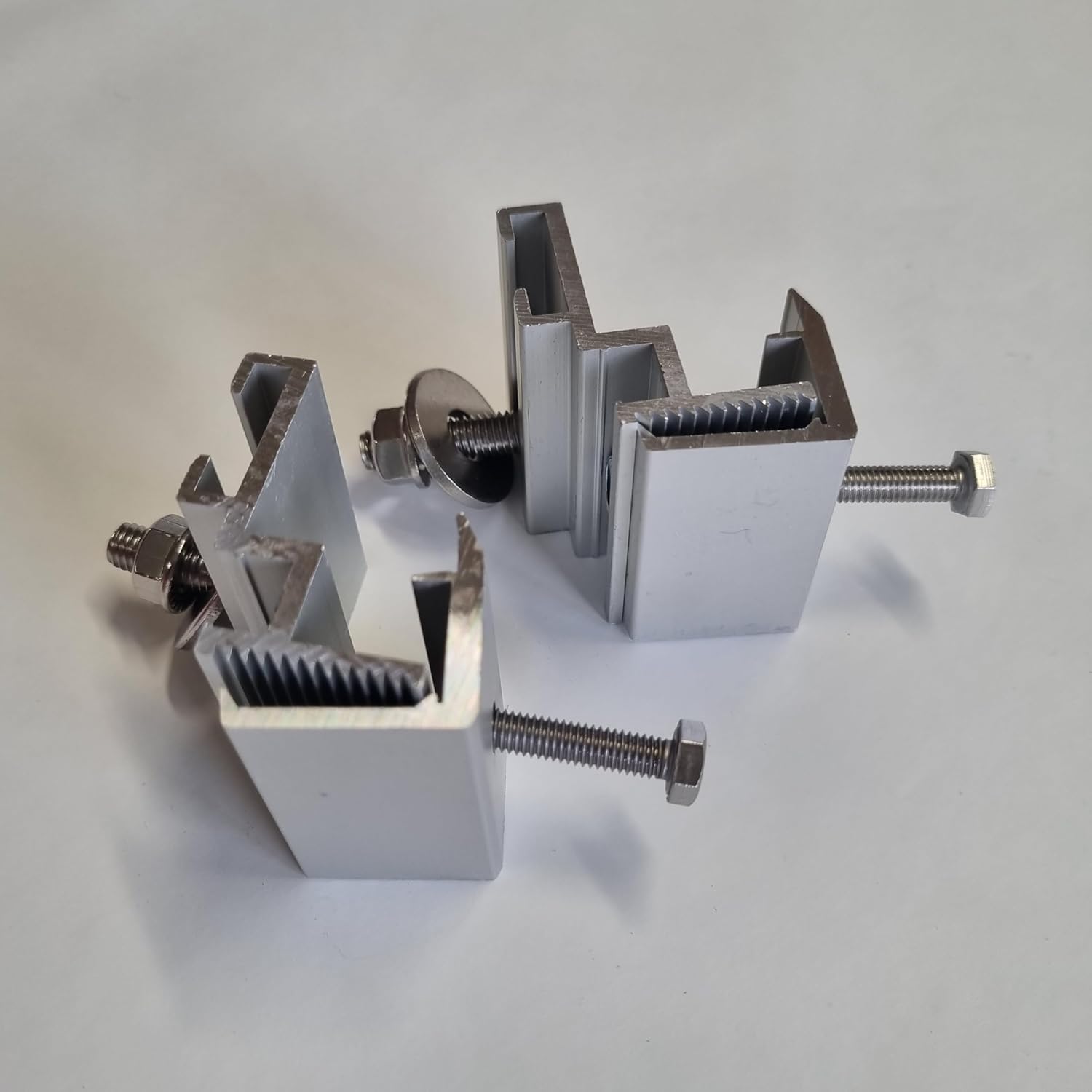 Fixações para microinversor